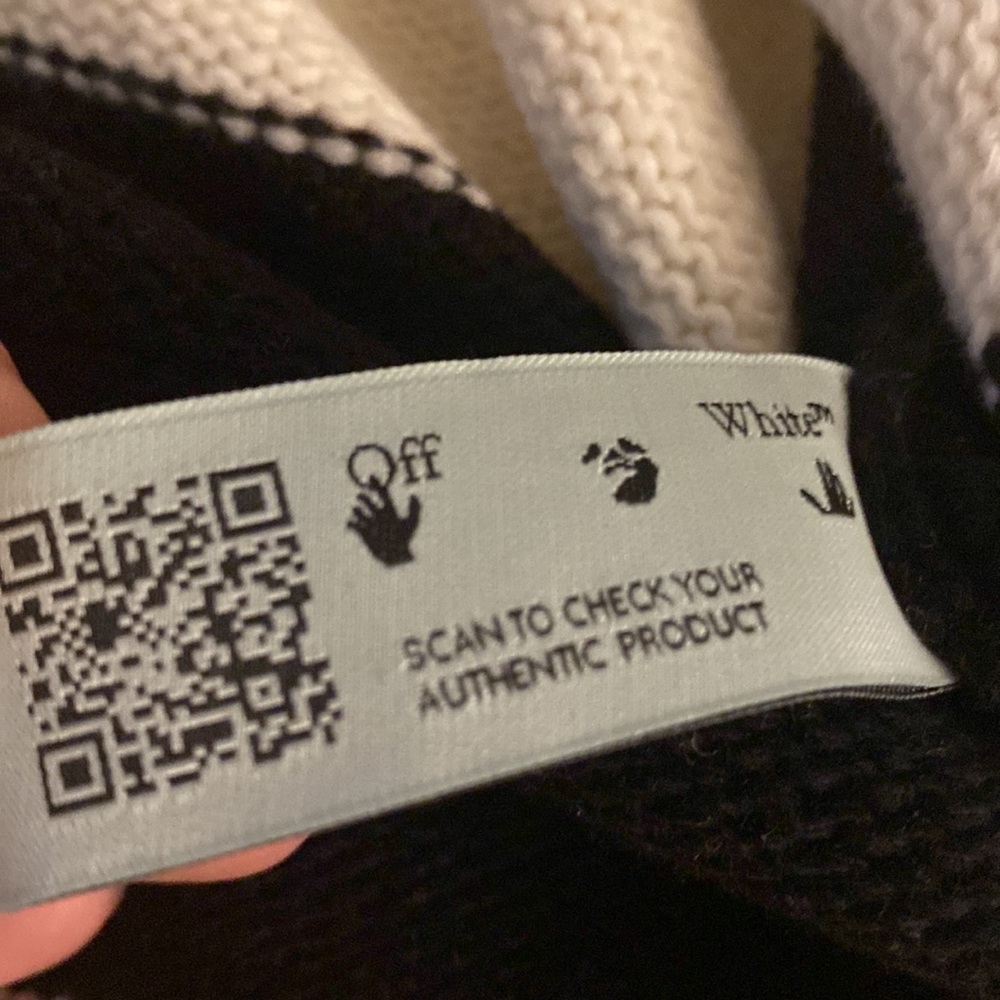 Off-white cardigan - Picture 15 of 17